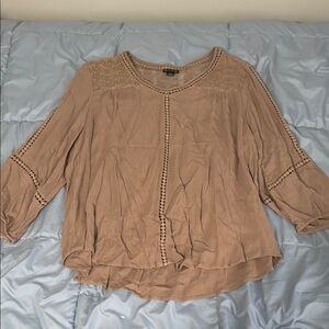New Directions Tan Flowy Sleeve Blouse